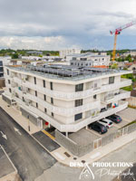 pilote de drone pour prestation photo et video pour l'immobilier : promoteur immobilier, agence immobiliere, architecte, bureau d'archtecture, gite, airbnb, etc