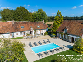 pilote de drone pour prestation photo et video pour l'immobilier : promoteur immobilier, agence immobiliere, architecte, bureau d'archtecture, gite, airbnb, etc